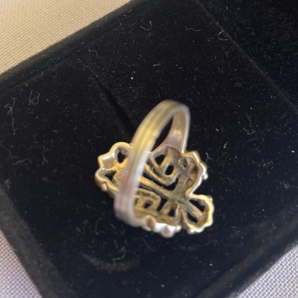 Size 5 sterling silver cross ring - Picture 3 of 9